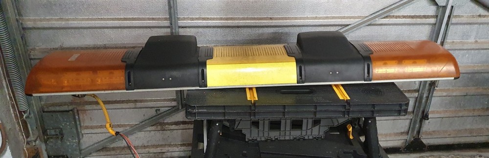 Haztec xpress flashing amber warning light bar