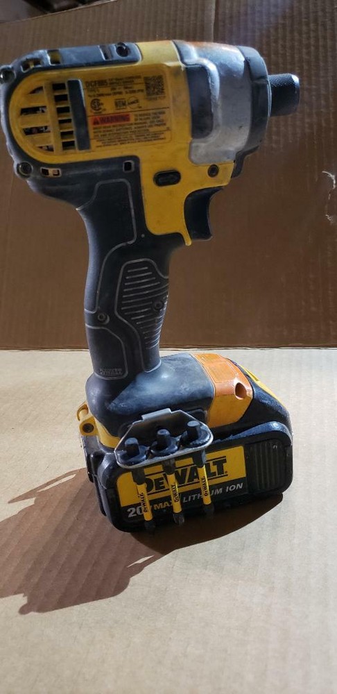 Bits Holder for Dewalt Impact 20v