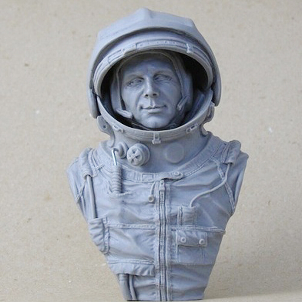 1/9 resin bust figure model pilot unpainted unassembled