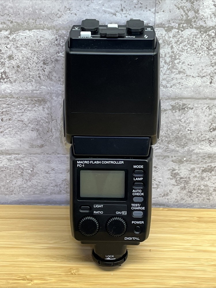 Olympus FS-FC1 Macro Flash Controller RF-11 Ring Flash
