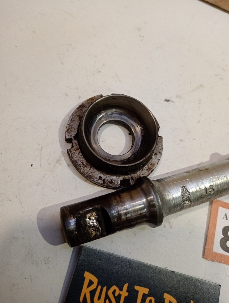 Vintage Bicycle Raleigh Bottom Bracket #812