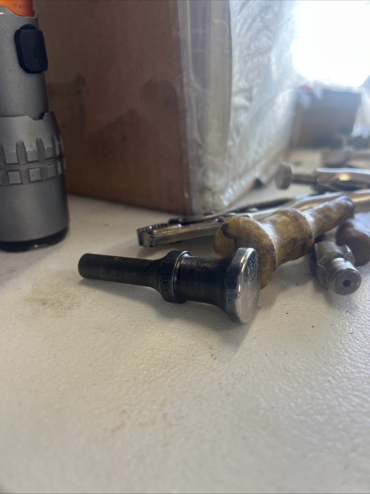 FLUSH RIVET SET AT-107A-3