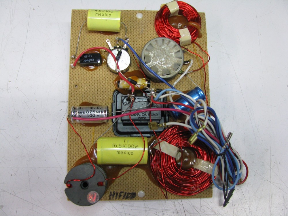 INFINITY RS6 3-WAY CROSSOVER/ INPUT PLATE