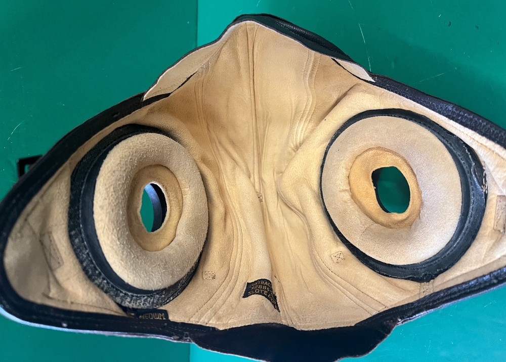 US NAVY/USMC LEATHER FLYING HELMET