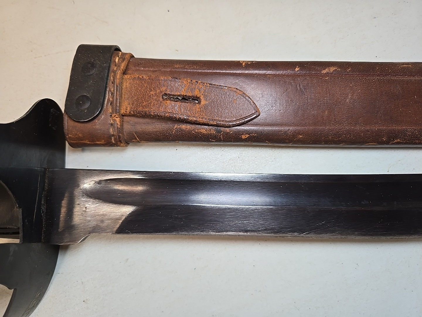 WWI Model 1917 or M1941 USN Naval Cutlass Sword w/Scabbard - US Navy - Klewang