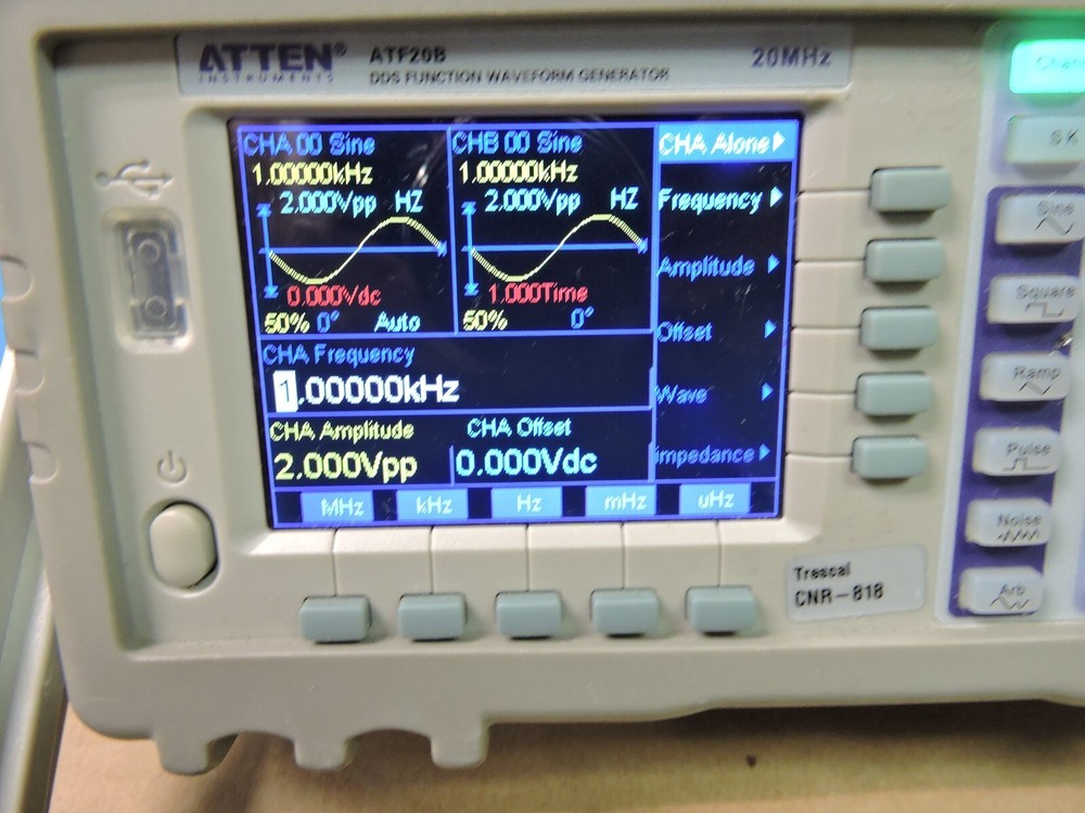 ATTEN ATF20B DDS Function Waveform Generator Signal Source 20MHZ 100MSa/s TESTED