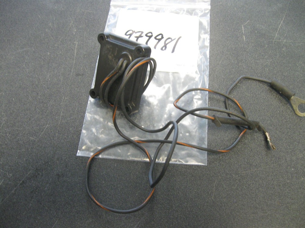 Johnson Evinrude OMC 0979981 Sending Unit J264
