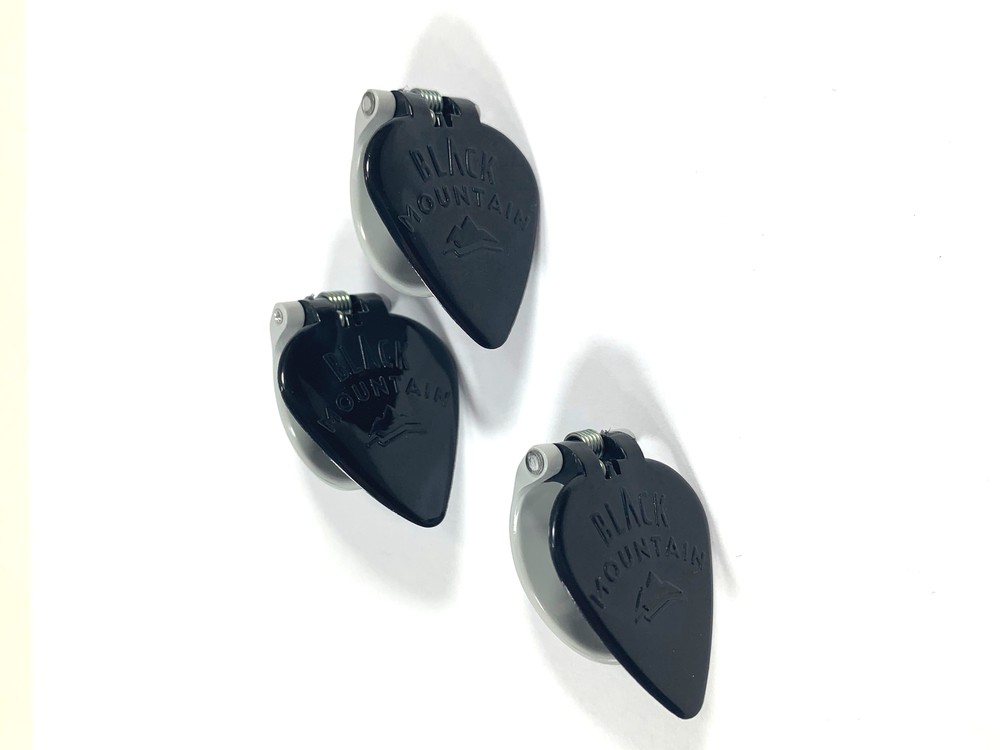 Black Mountain Thumb Pick - Three Picks Spring Fit Medium Thumb Flat Pick