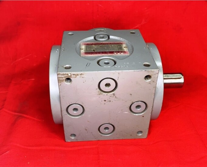 ZAE BEVEL GEAR REDUCER 523113