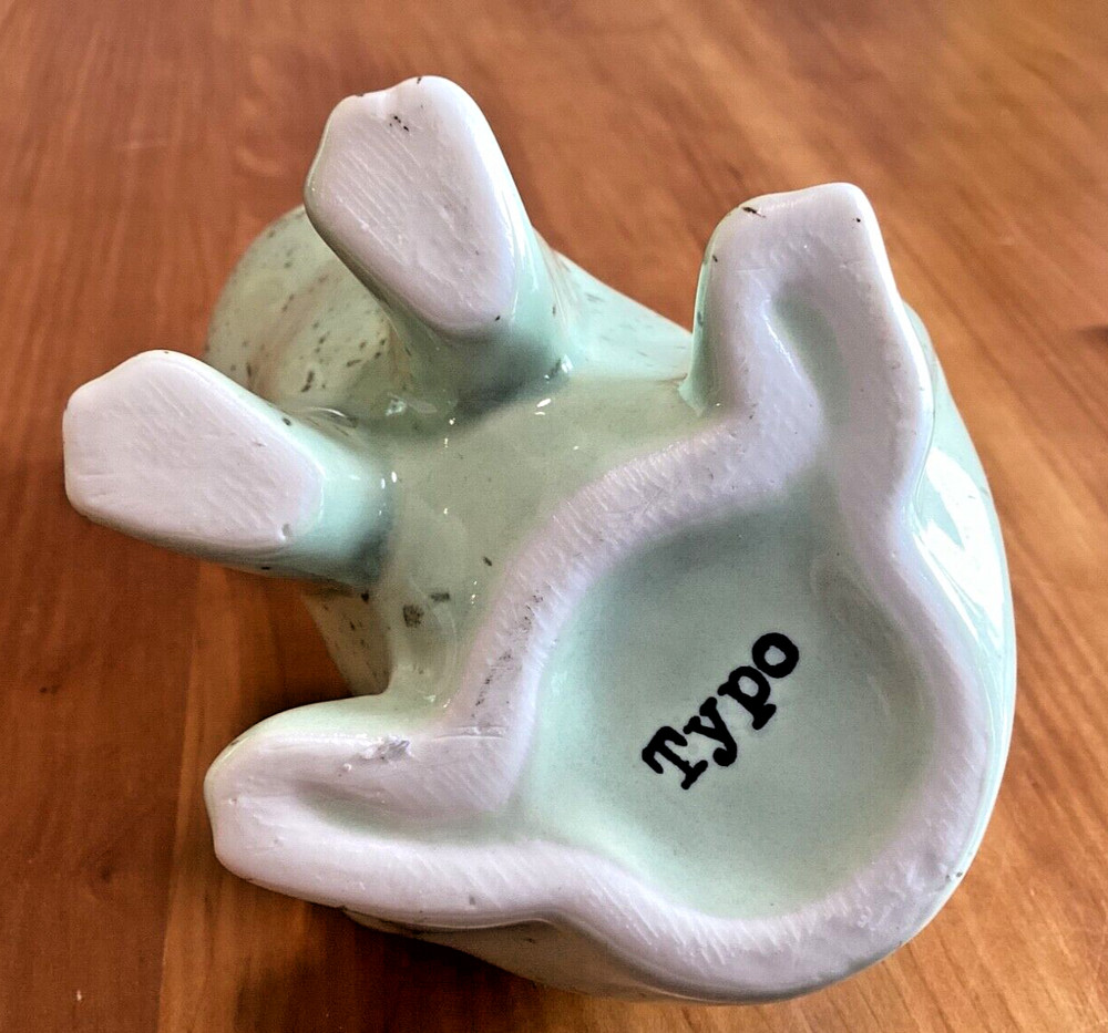 Frog Pencil and Pen Holder light green ceramic