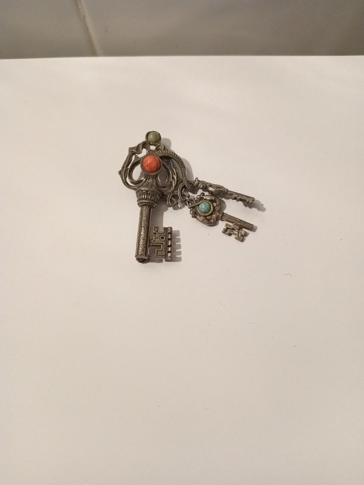 Antique Key design brooch