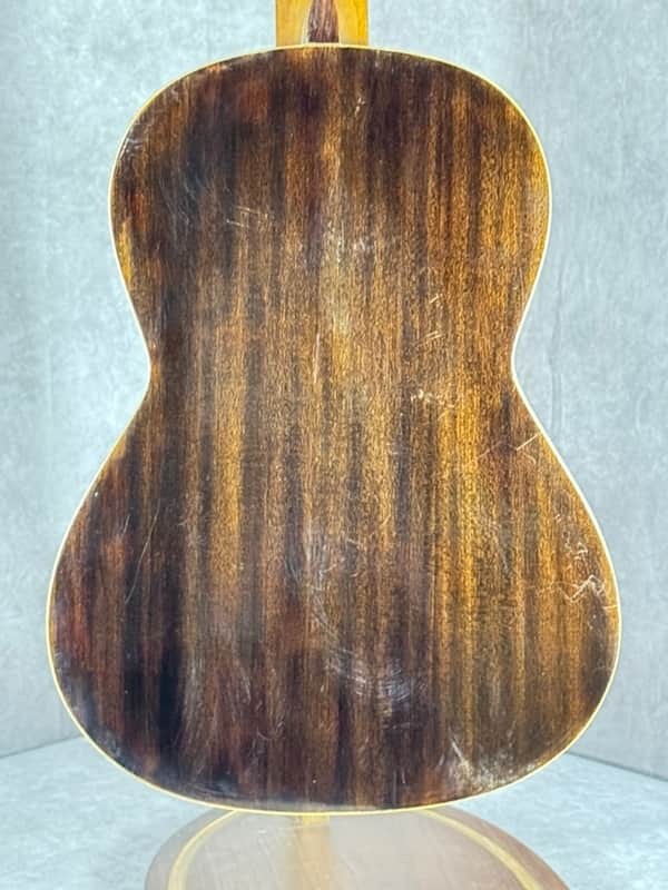 Casa Gonzalez Classical Guitar: Spain ORIGINAL CONDITION
