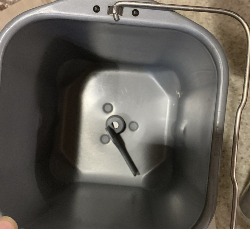 TOASTMASTER Model 1176S Automatic Bread AND BUTTER Maker Bread Machine Working