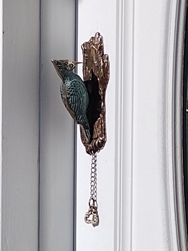 🚪✊VINTAGE SOLID BRASS bird DOOR KNOCKER PULL CHAIN sparrow WOODPECKER bell ring