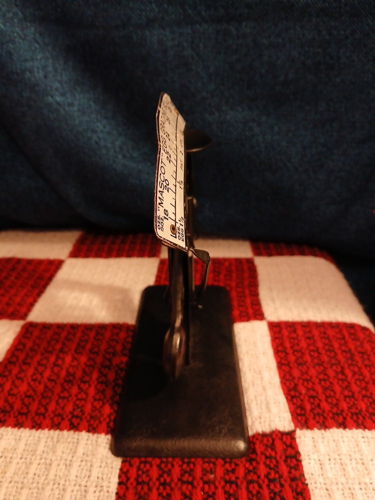 Antique "Mascot Egg Grading Scale"