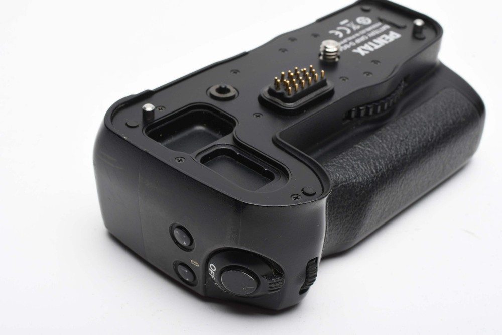 Pentax D-BG4 Battery Grip, Tested, Good
