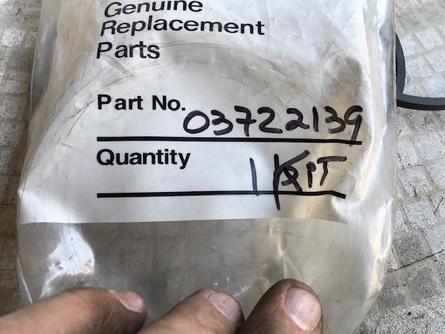 03722139 KIT OIL/COMP RING