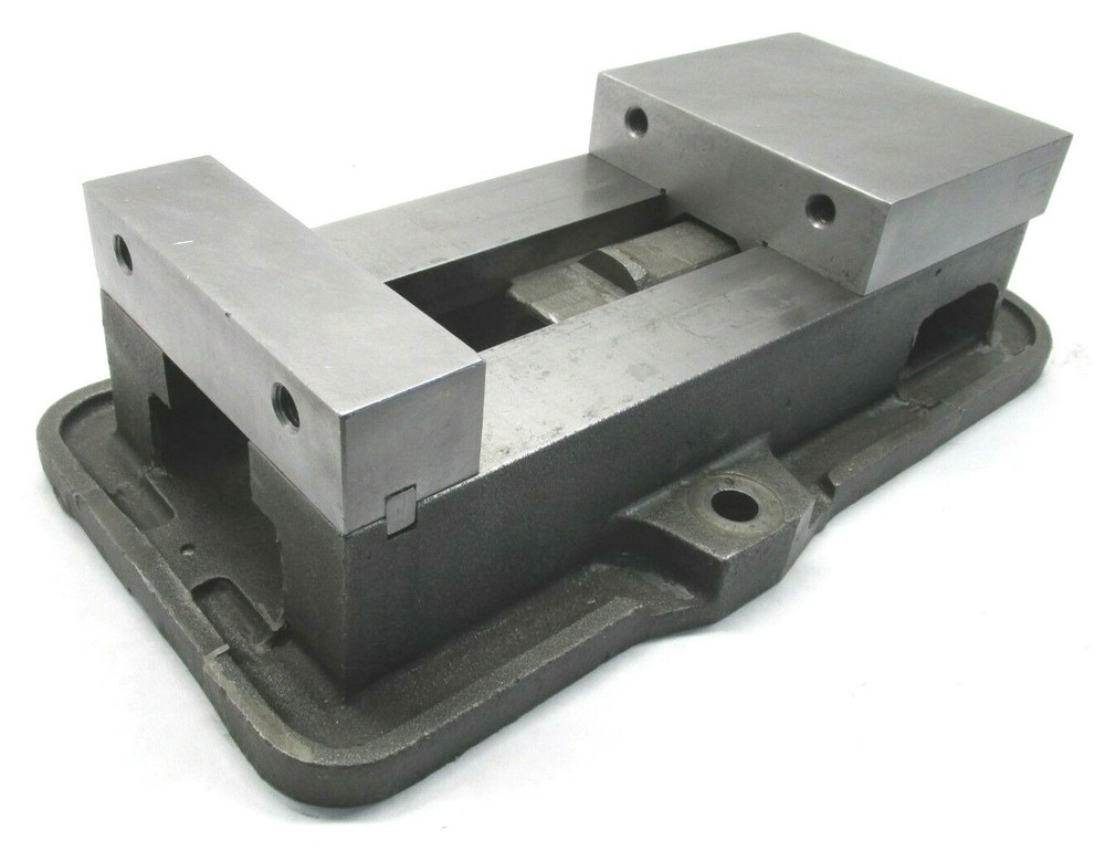 KURT ANGLOCK 6" MILLING MACHINE VISE - #D60