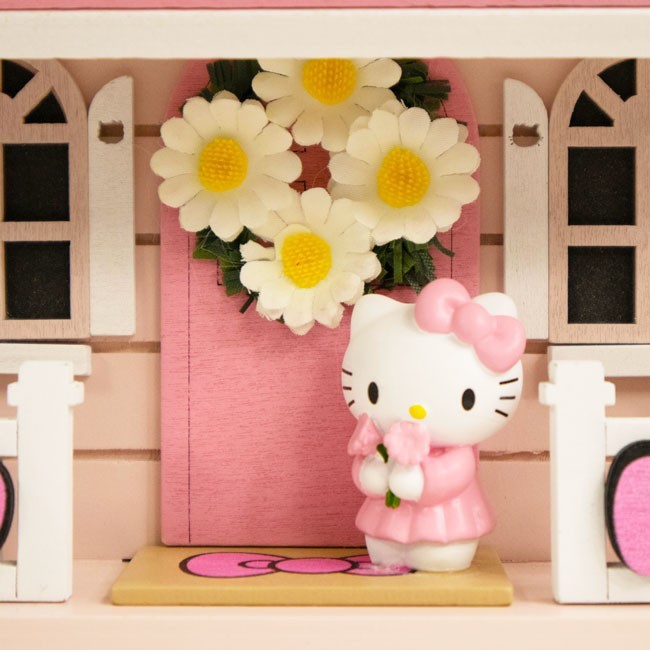 Home Bazaar Hello Kitty Iconic Bird House, Pink
