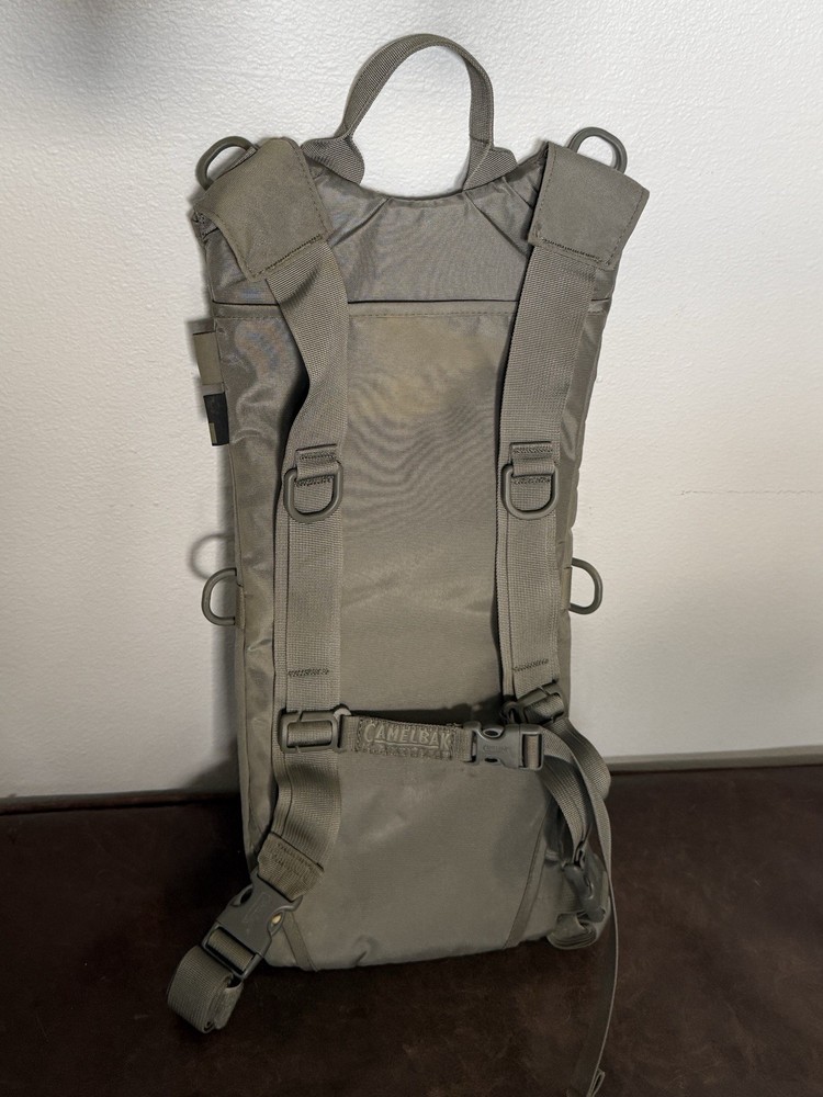 CamelBak Tan Hydration Pack 3L Nylon Adjustable Lightweight Hiking Backpack