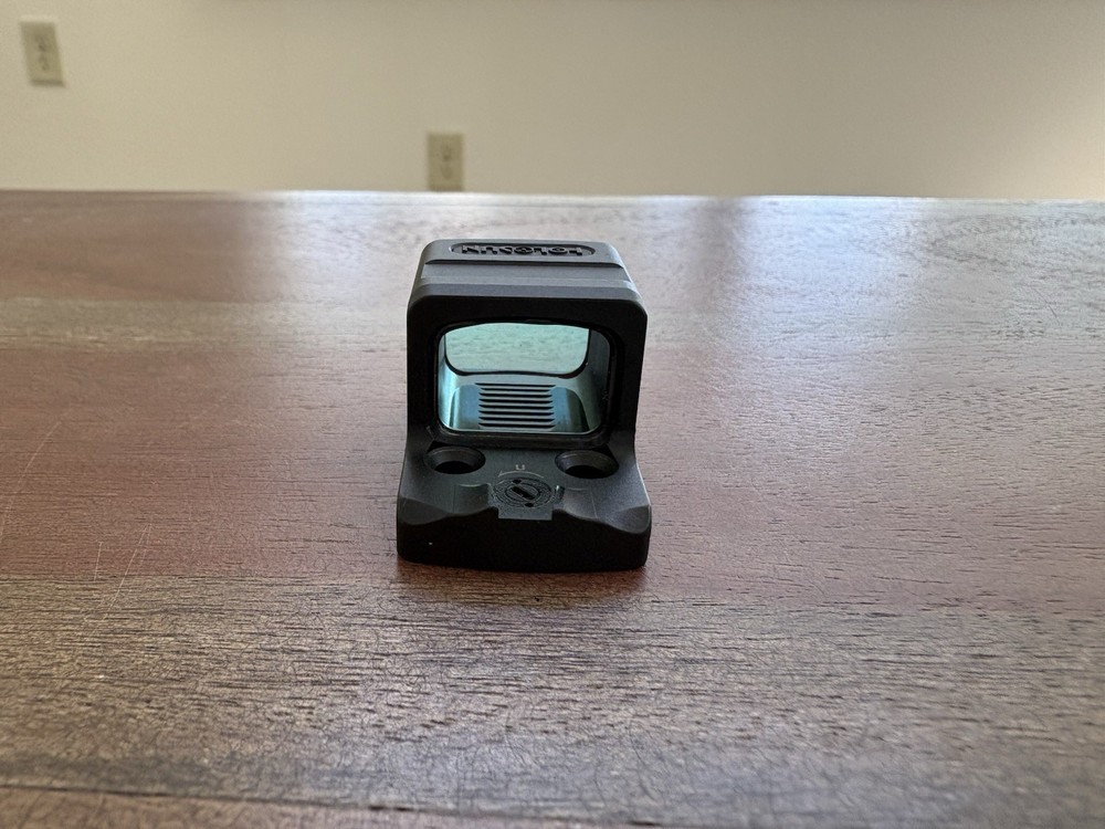 HOLOSUN EPS-CARRY-RD2 Red Dot Sight 2 MOA Dot