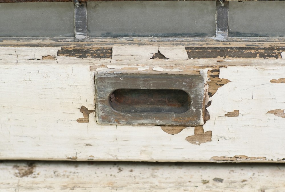 Antique Frosted Diamond Leaded Pine Frame Window