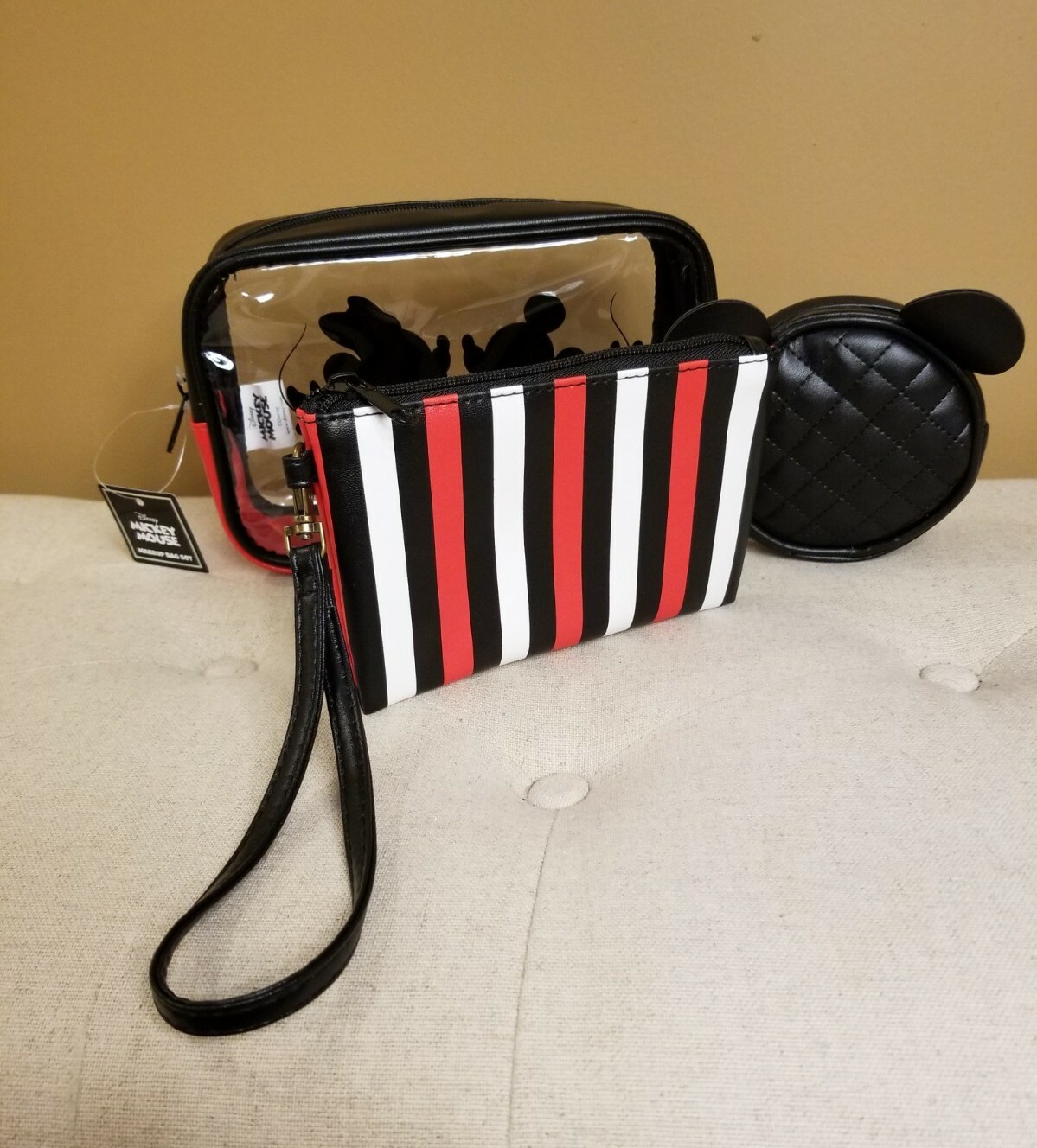 Disney Mickey Minnie Mouse Silhouette Kissing Cosmetic Makeup Bag Set NEW