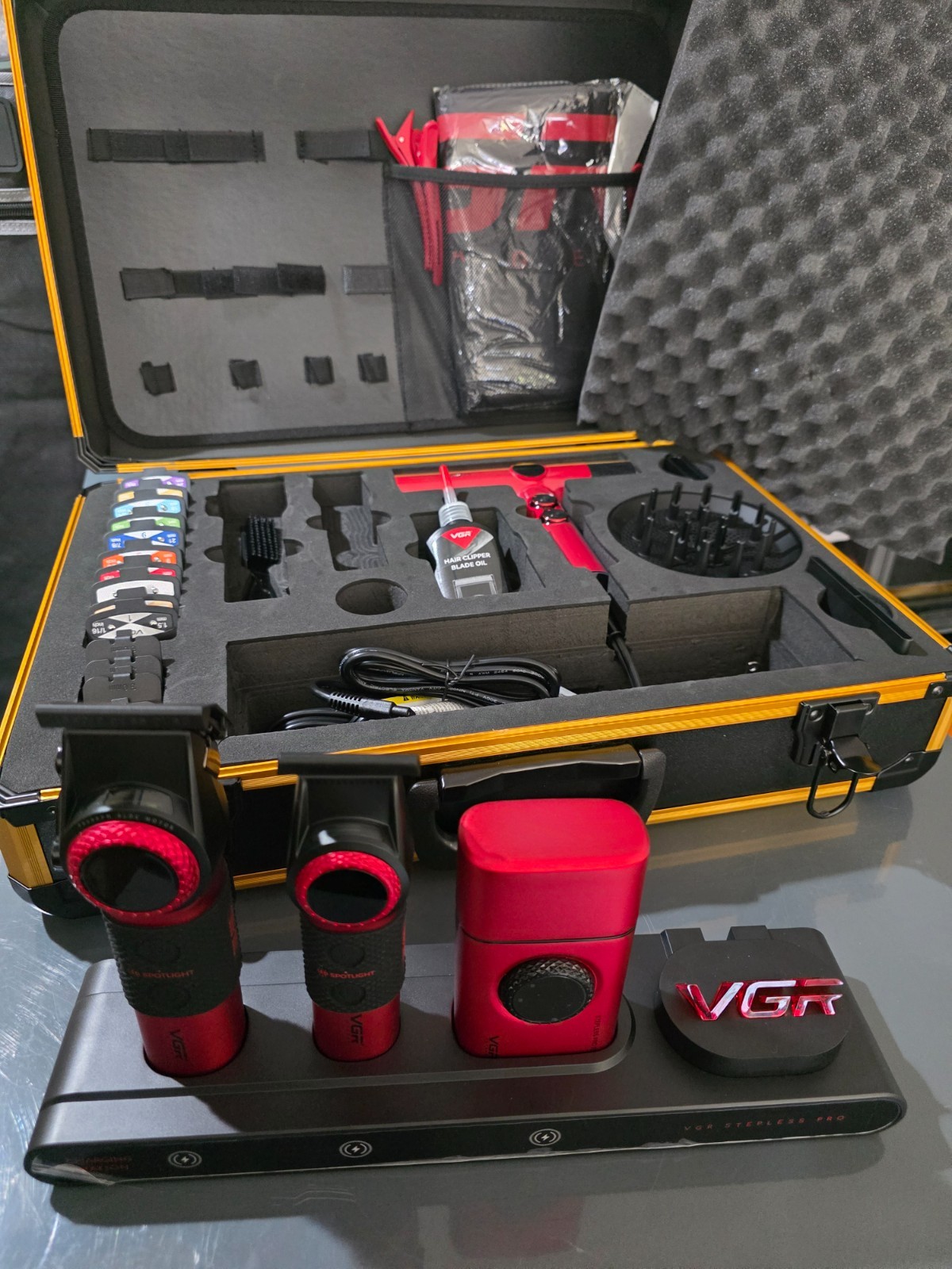 VGR Stepless Pro 4-in-1 Barber Series Combo Kit for Salon