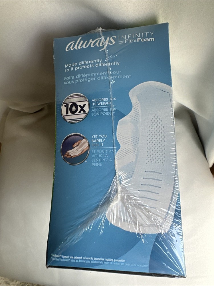 Always Infinity FlexFoam Heavy Flow Pads with Wings, 64 Count.