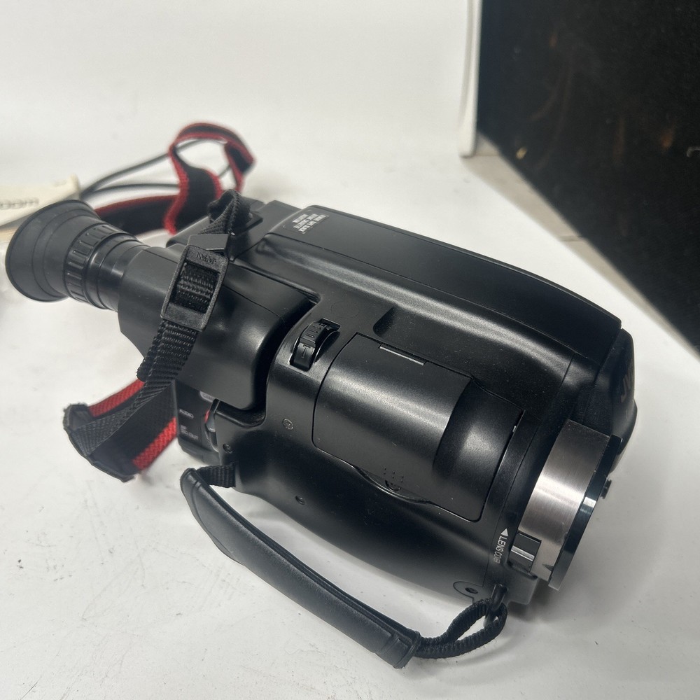 JVC GR-AX200 Camcorder With Bag Untested Camera Compact VHS