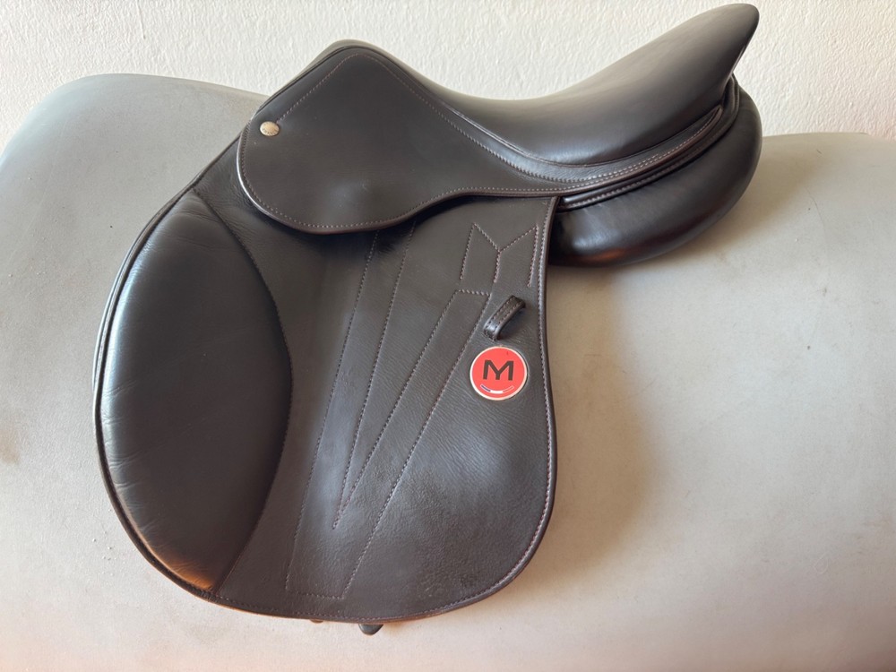16" Meyer Zephyr Saddle - 2019 - WIDE - Mint!