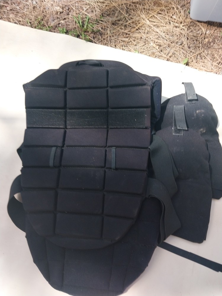 Riot Gear Chest Protector With Shoulder Pads Size Medium