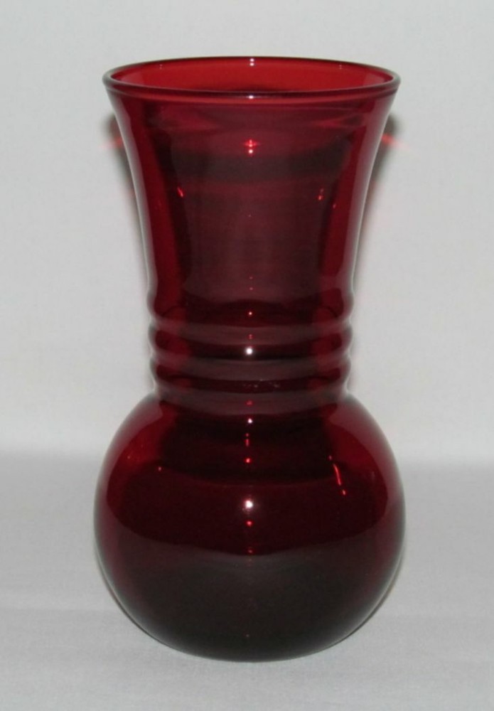 Anchor Hocking Glass ROYAL RUBY Red "Harding" Medium Flared Flower Vase