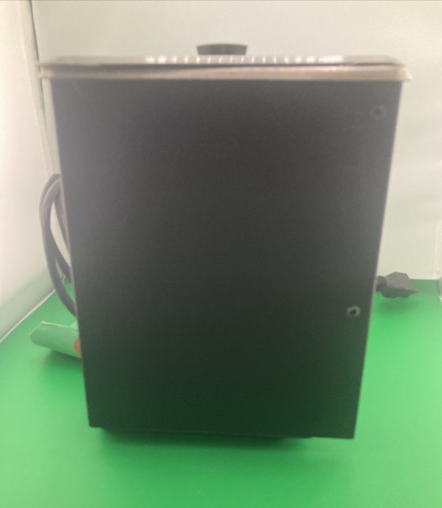 L&R TRANSISTOR ULTRASONIC MODEL T-7 Vintage Please Read