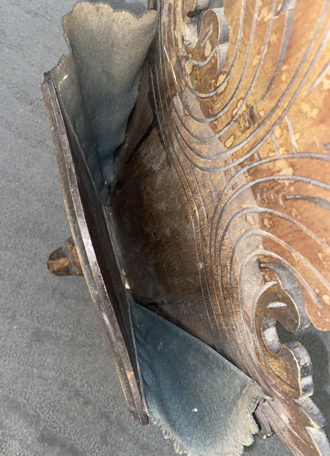 Antique Victorian Walnut Wall pocket Magazine Newspaper Rack Holder Spaniel Dog