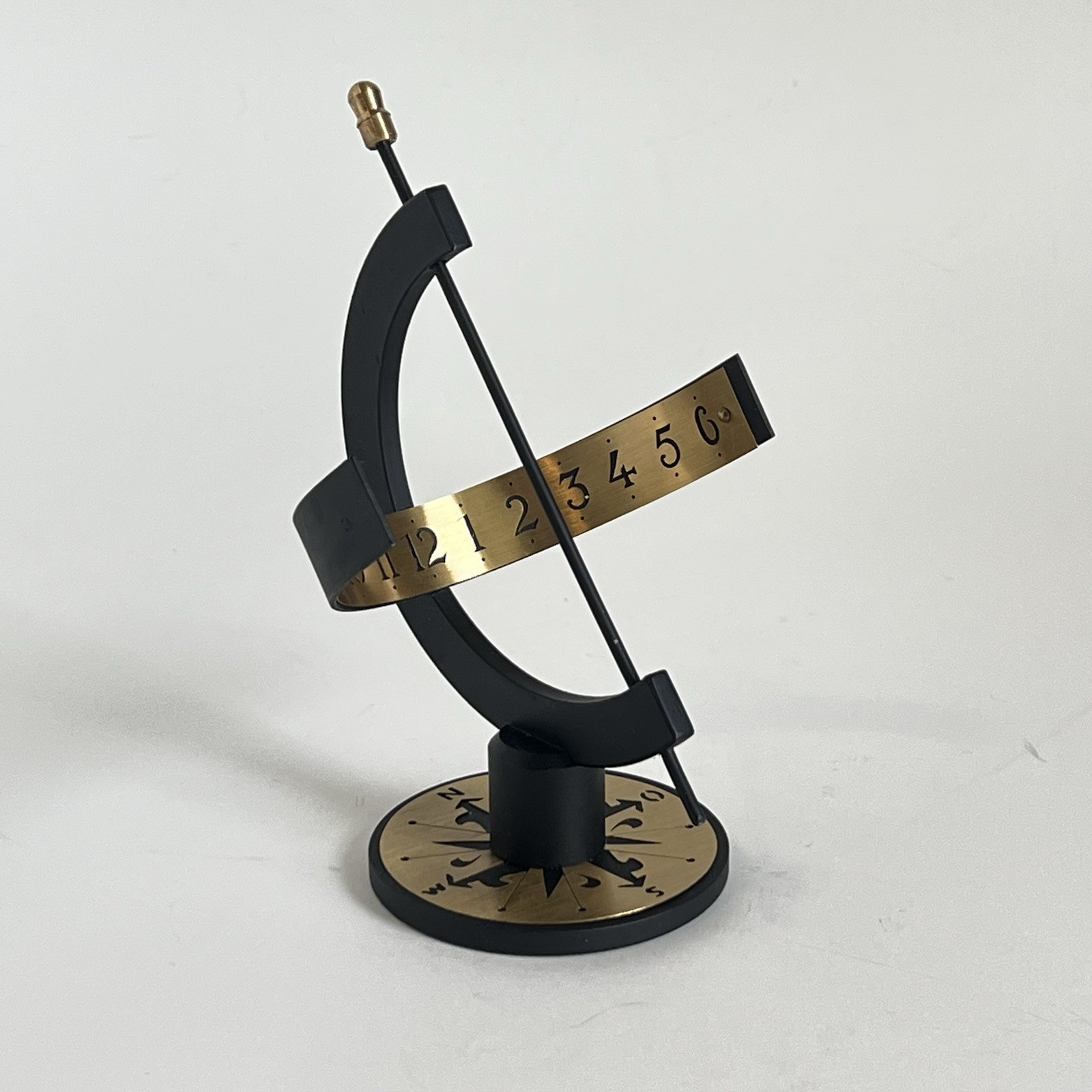 Vintage Sundial Mid Century Modern 60’s Sun Clock Metal And Brass 7 Inch