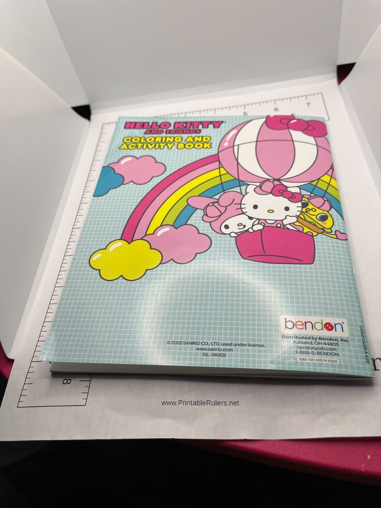 COLORING BOOK: Hello Kitty