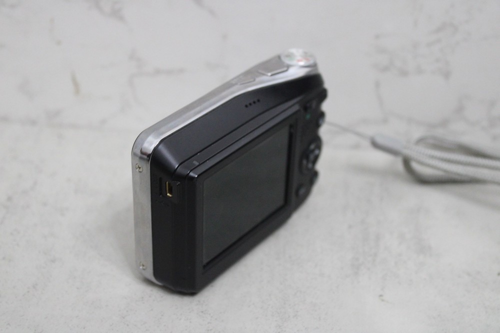 GE W1000 Black 10.0MP Digital Camera - TESTED WORKING READ
