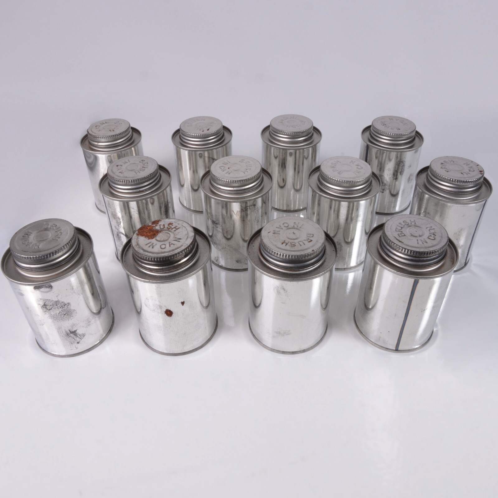 Vestil 8oz Tin Bottle with Brush Lid BTL-MTB-8 (Rusty) (Multiple Quantities)