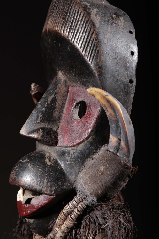 Dan 2222 Mask