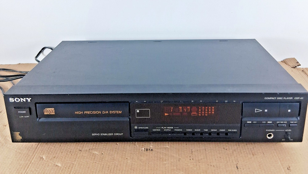 Vintage Sony CDP-43 Compact Disc Player