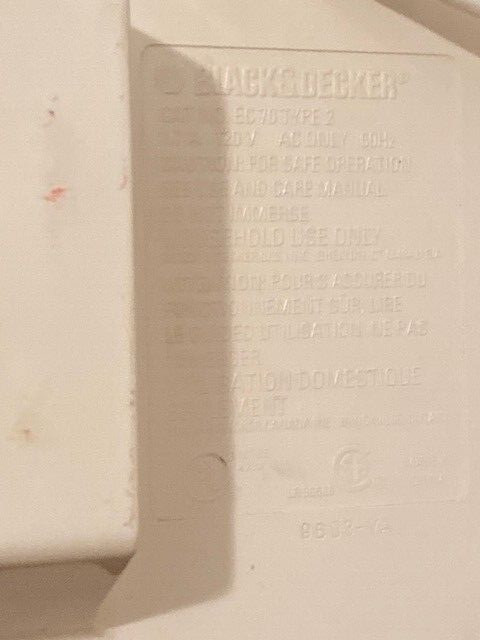 Black & Decker EC70 Spacemaker Under Counter Can Opener.