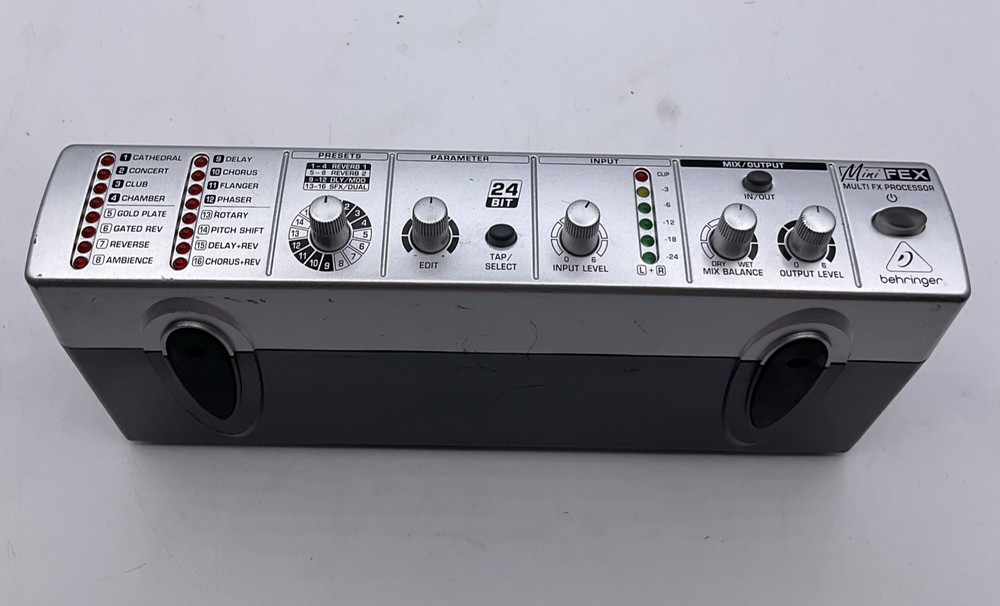 Behringer Mini Fex 800 Multi Effects Processor With Cord