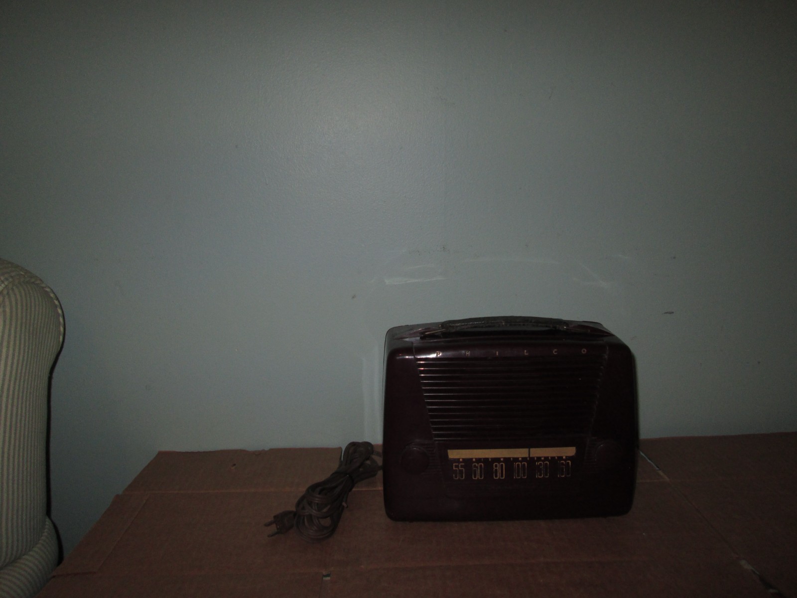 Philco Transitone 49-602 Vintage AM 5 Tube Radio Burgandy Brown