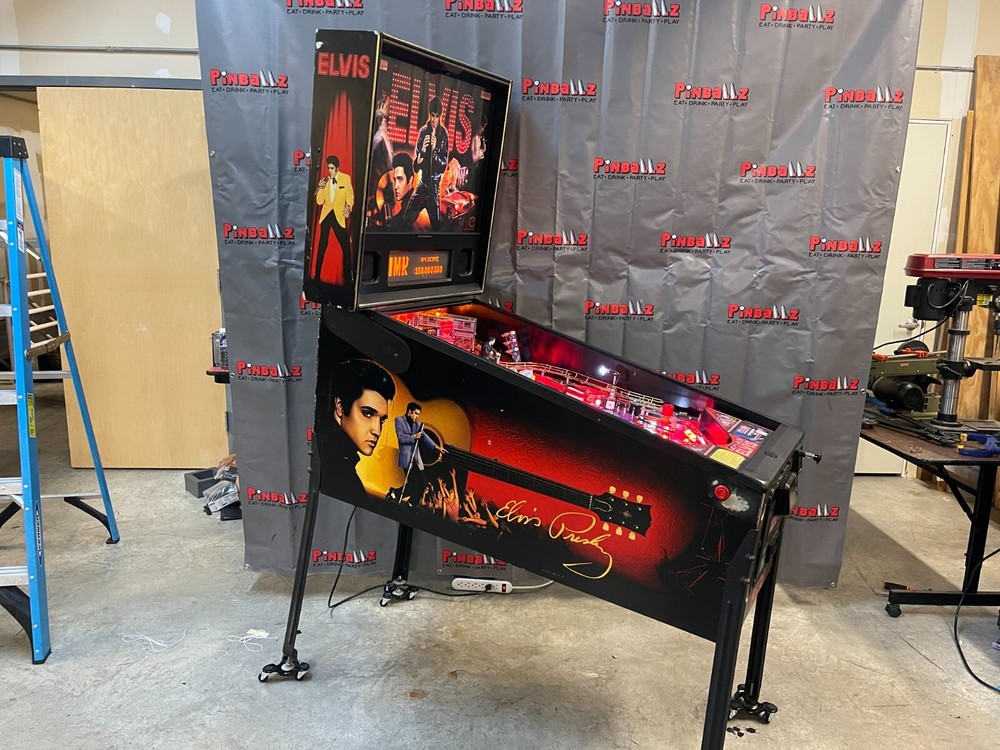 Elvis by Stern Pinball Machine - 2330