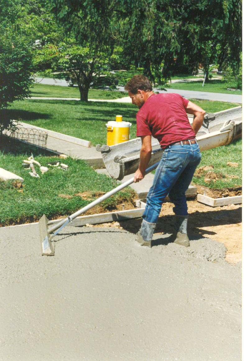 SCRUTE Screed and Floating Concrete Grade Tool...