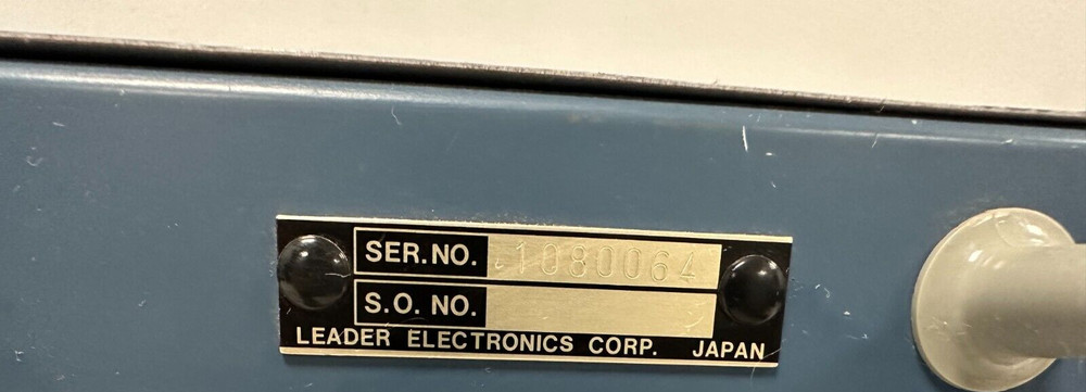 PARTS! LEADER Electronics LCG-400 NTSC Pattern Generator (TESTED TO POWER ON)