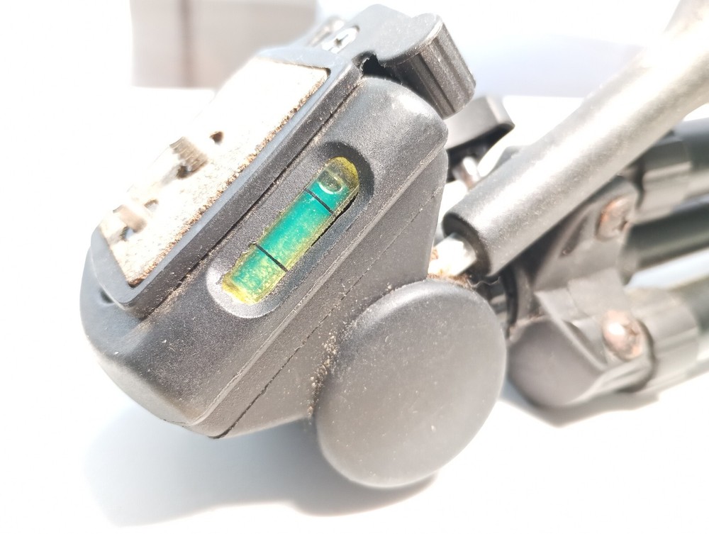 Quantaray leveling machine collapsible tripod stand