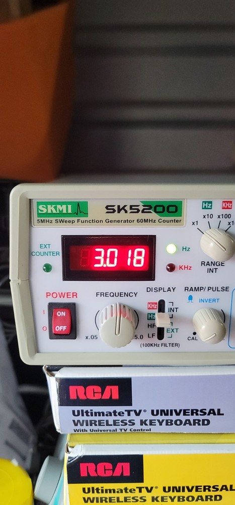 SKMI SK5200 Sweep Function Generator 60MHz Counter