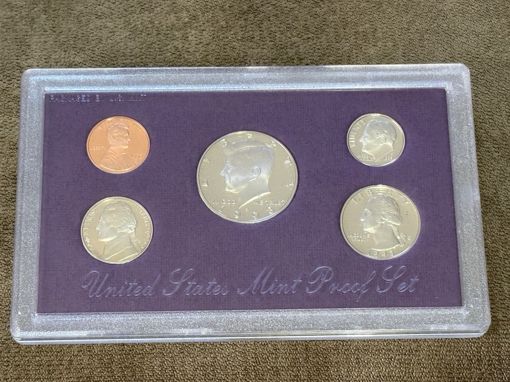 US Mint 1993 Proof Set Uncirculated San Francisco Multiple Denominations